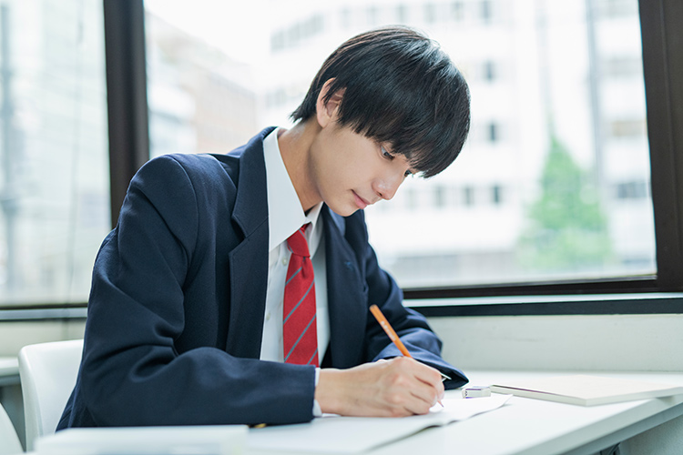 学校で習ったことだけでなく、もっと発展的なことも教えられる